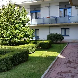  Pensión Tora House